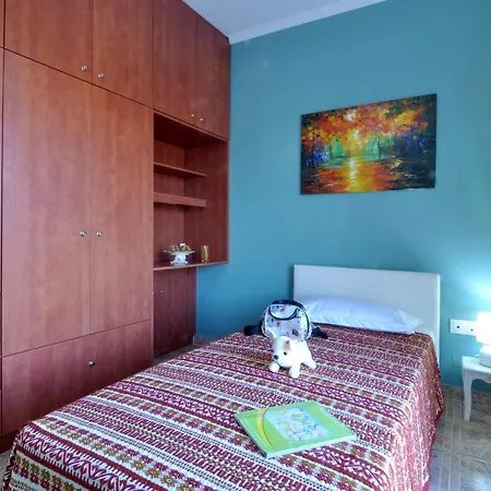 Alexandras Forest View Апартаменты *