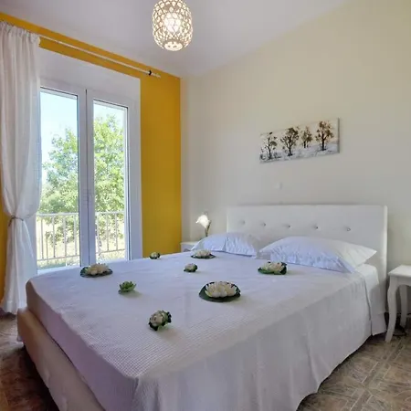 Апартаменты Alexandras Forest View