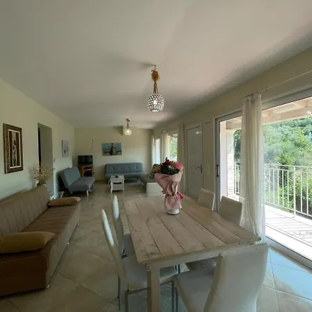Apartamento Alexandras Forest View *