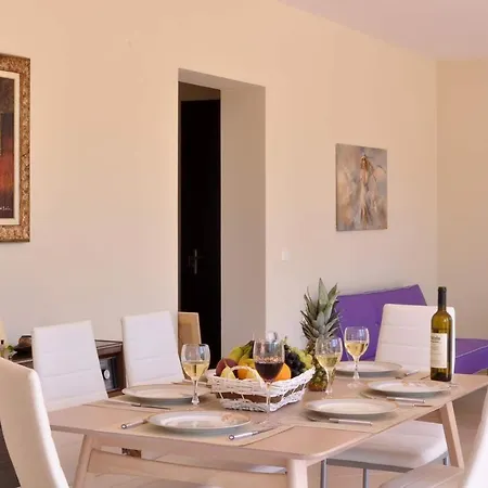 Apartment Alexandras Forest View *
