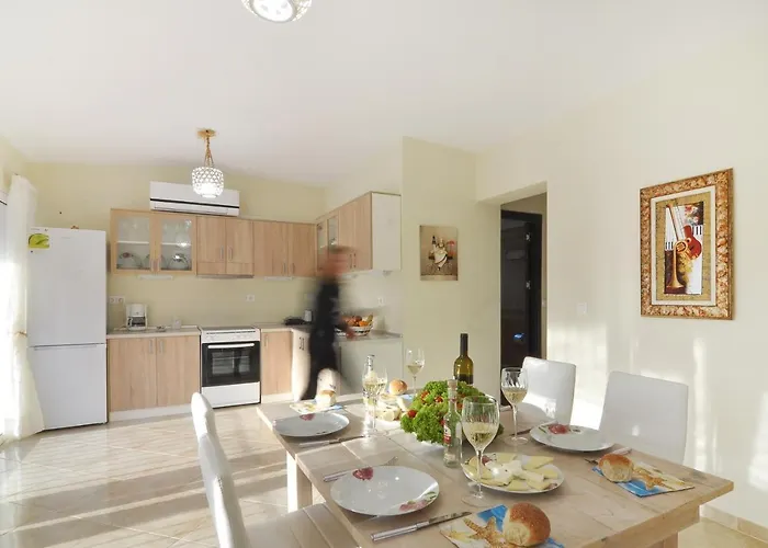 Alexandras Forest View Appartement