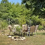 Alexandras Forest View *